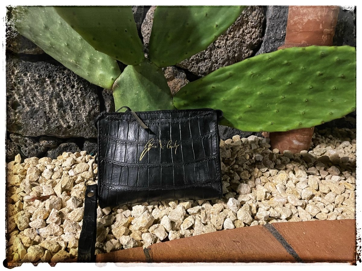 Borsello da Uomo in Pelle di Coccodrillo Nero – Artigianale Made in Italy - Di Caudo