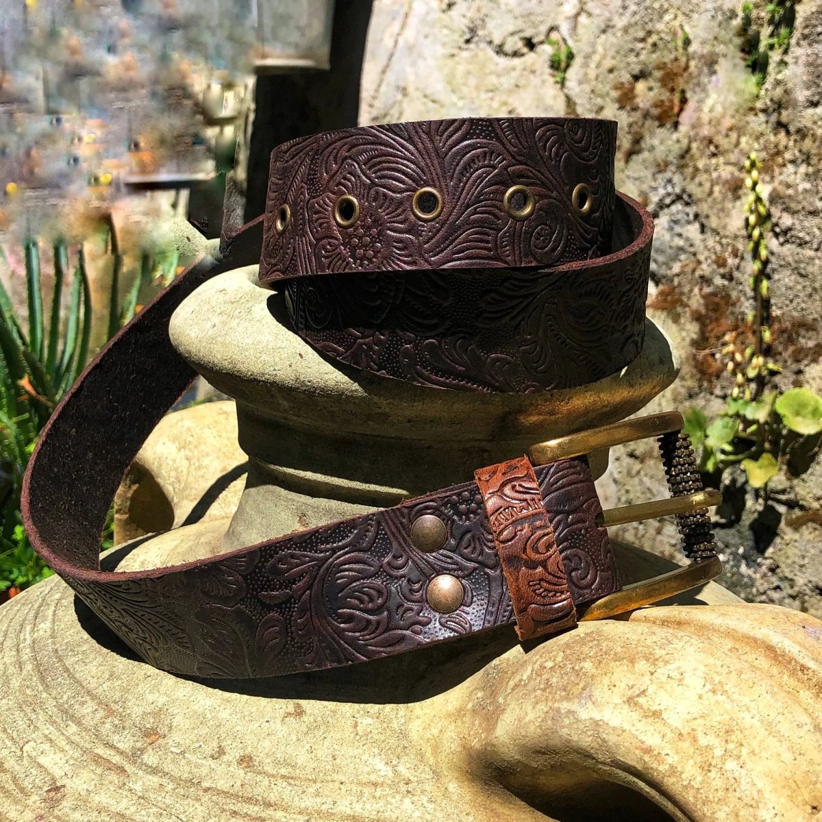 Cintura in Pelle Bovina Marrone Scuro – Stile Vintage con Accessori Cromati - Di Caudo