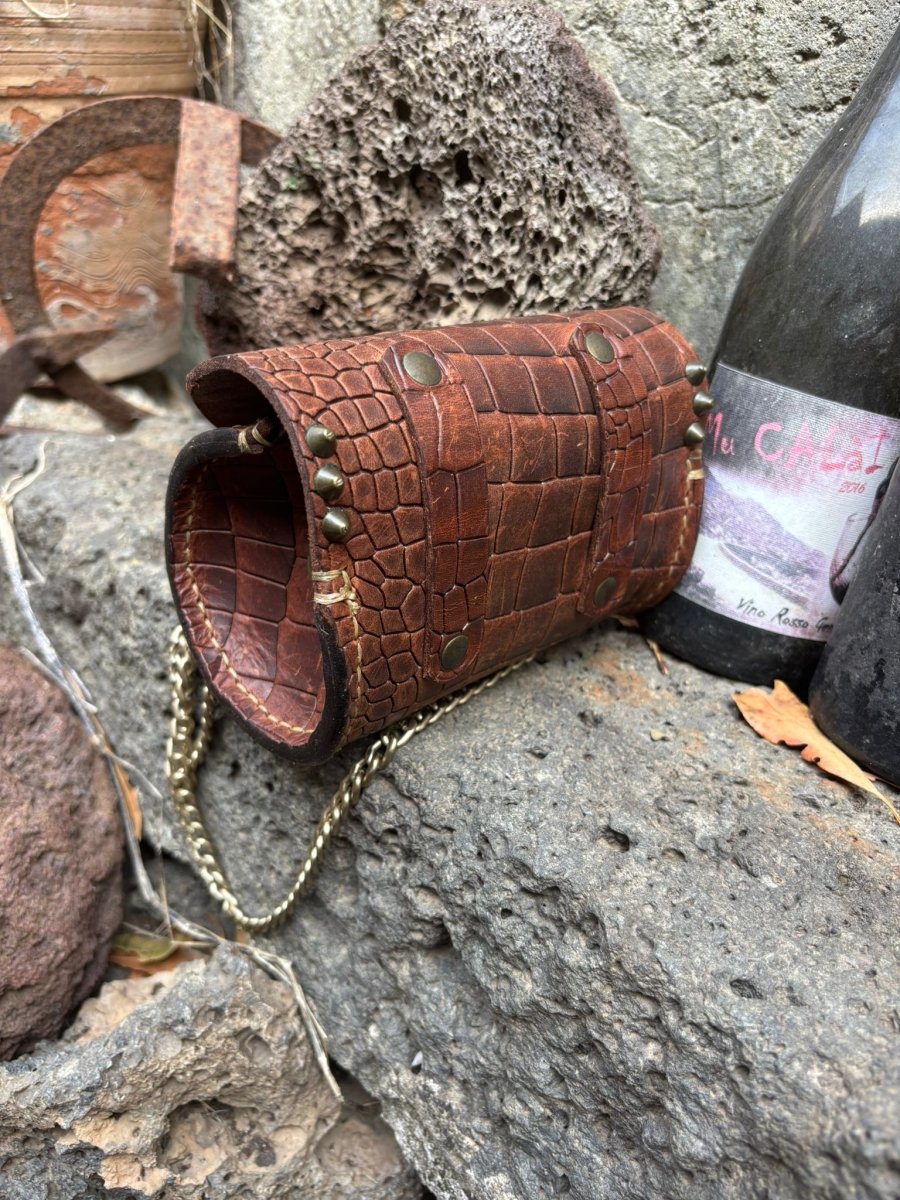 Small Cowhide Leather Crossbody Bag with Crocodile Print – Handmade in Italy