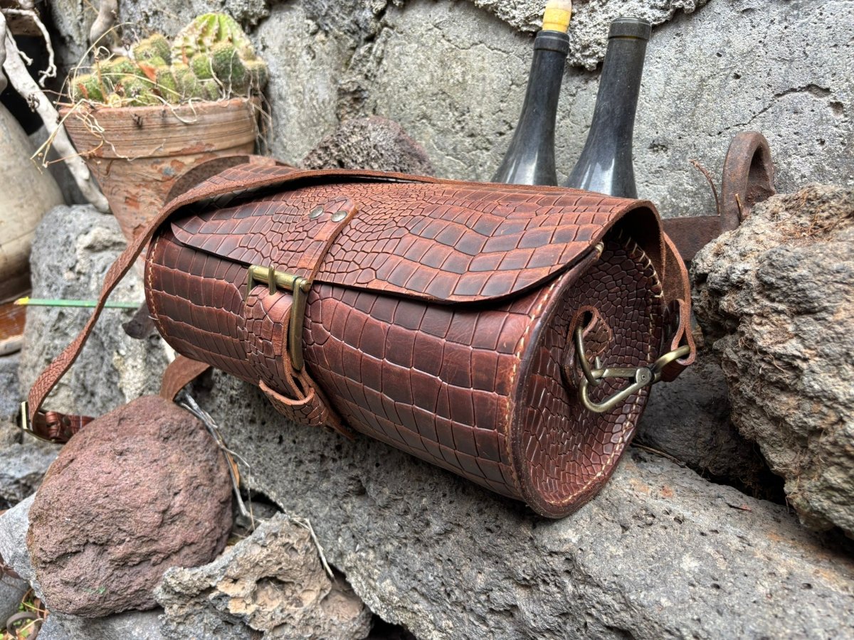 Tracolla Tombolino Grande in Pelle di Bovino con Stampa Cocco – Artigianale Made in Italy - Di Caudo
