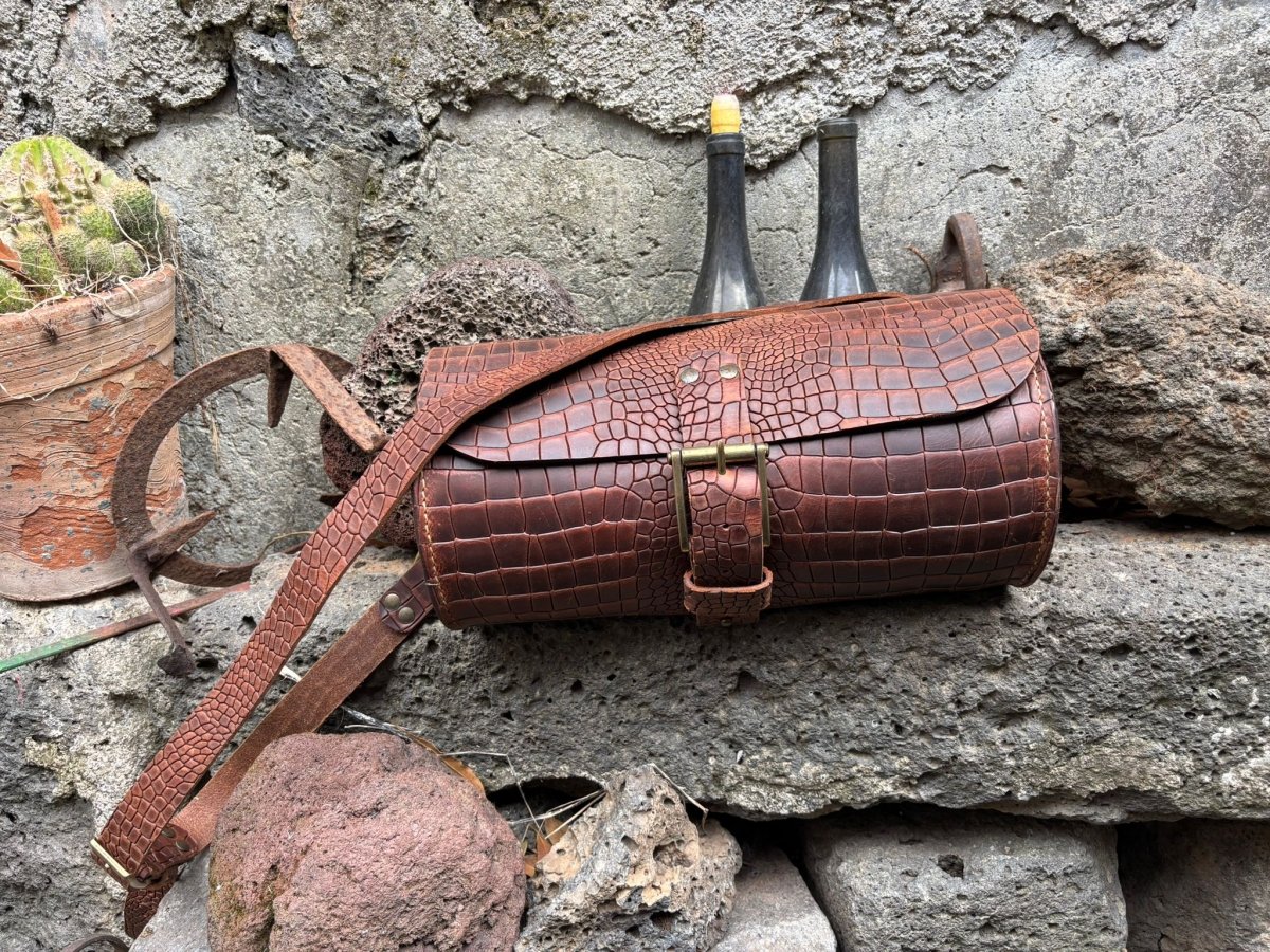 Tracolla Tombolino Grande in Pelle di Bovino con Stampa Cocco – Artigianale Made in Italy - Di Caudo