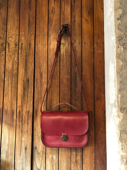 Borsa Valentina in Pelle di Bovino Bordeaux – Concia Vegetale Artigianale - Di Caudo