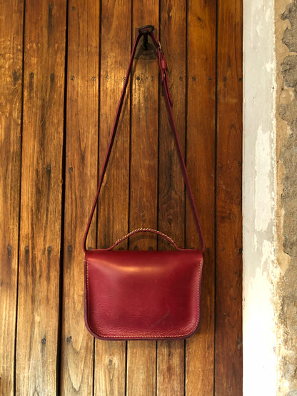 Borsa Valentina in Pelle di Bovino Bordeaux – Concia Vegetale Artigianale - Di Caudo